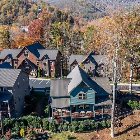 The Majestic Pine Retreat By Stony Brook Cabins Villa Gatlinburg Eksteriør billede