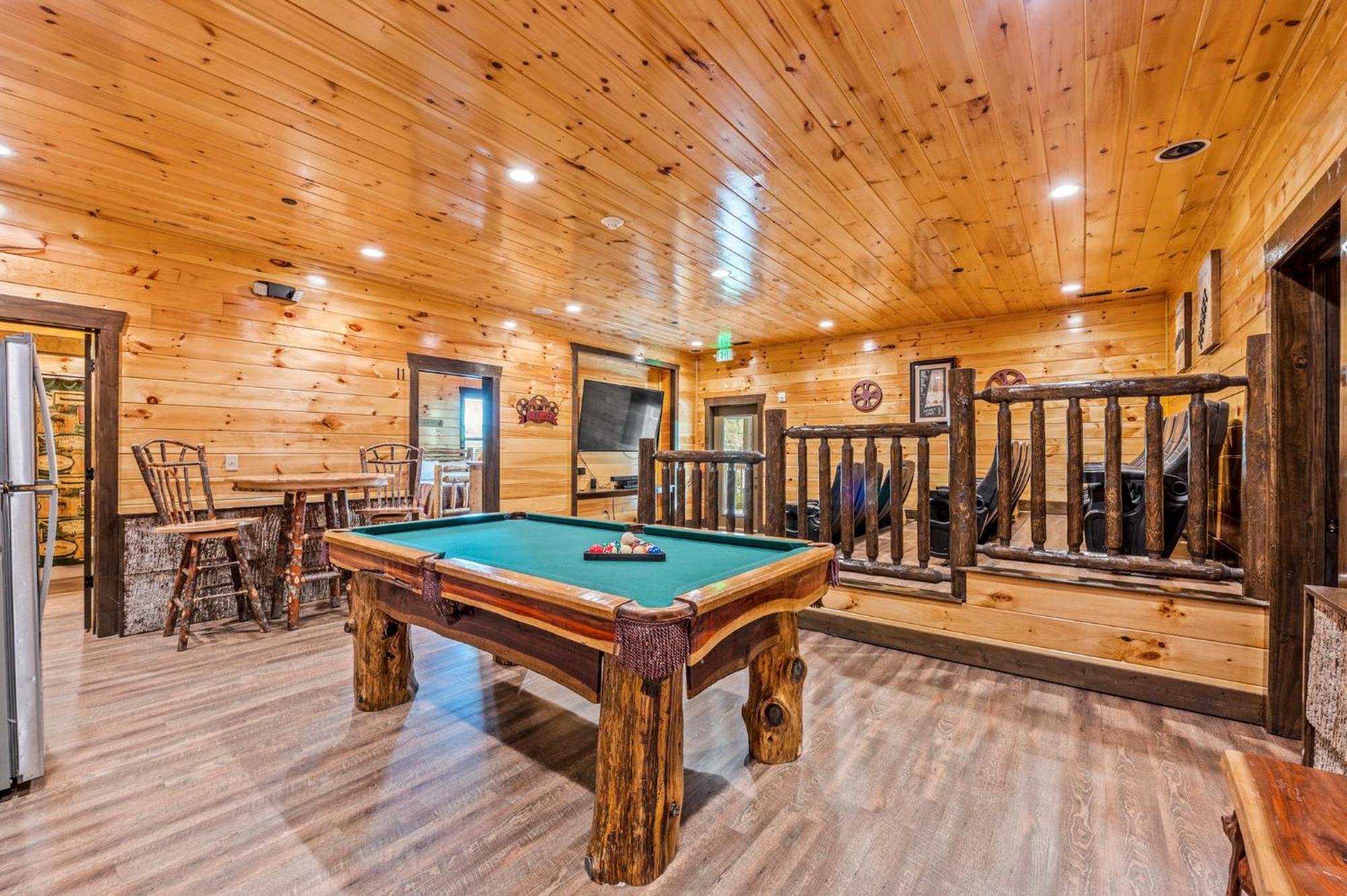 The Majestic Pine Retreat By Stony Brook Cabins Villa Gatlinburg Eksteriør billede