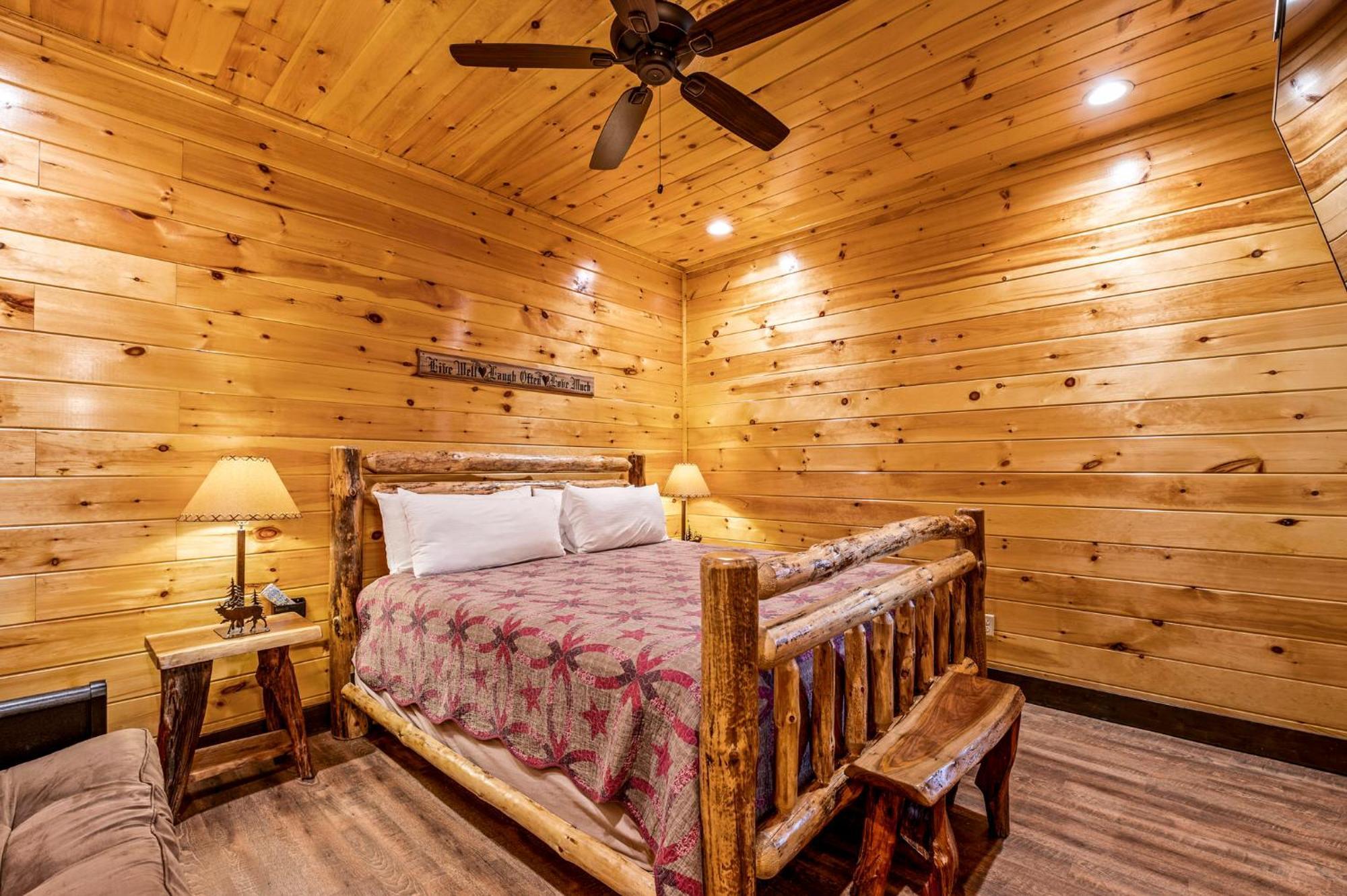 The Majestic Pine Retreat By Stony Brook Cabins Villa Gatlinburg Eksteriør billede