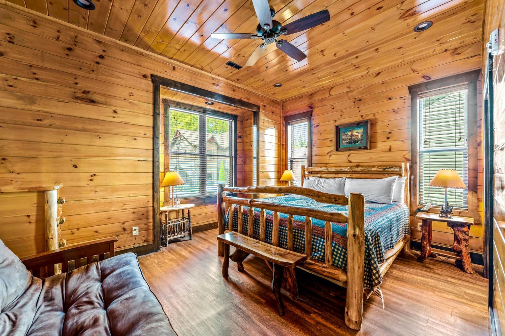 The Majestic Pine Retreat By Stony Brook Cabins Villa Gatlinburg Eksteriør billede