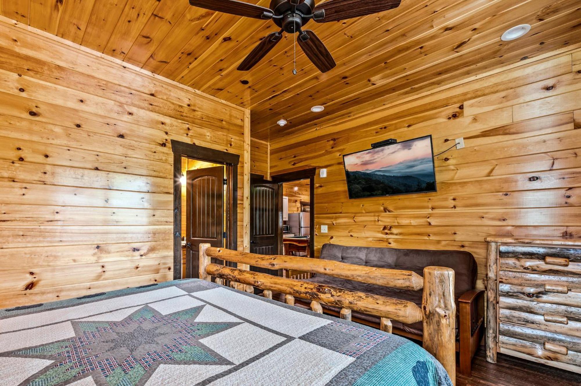 The Majestic Pine Retreat By Stony Brook Cabins Villa Gatlinburg Eksteriør billede